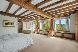 Principal bedroom- click for photo gallery